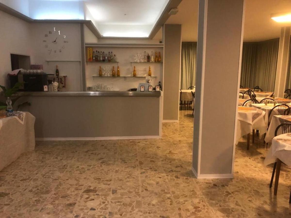 Hotel Gazza 2*